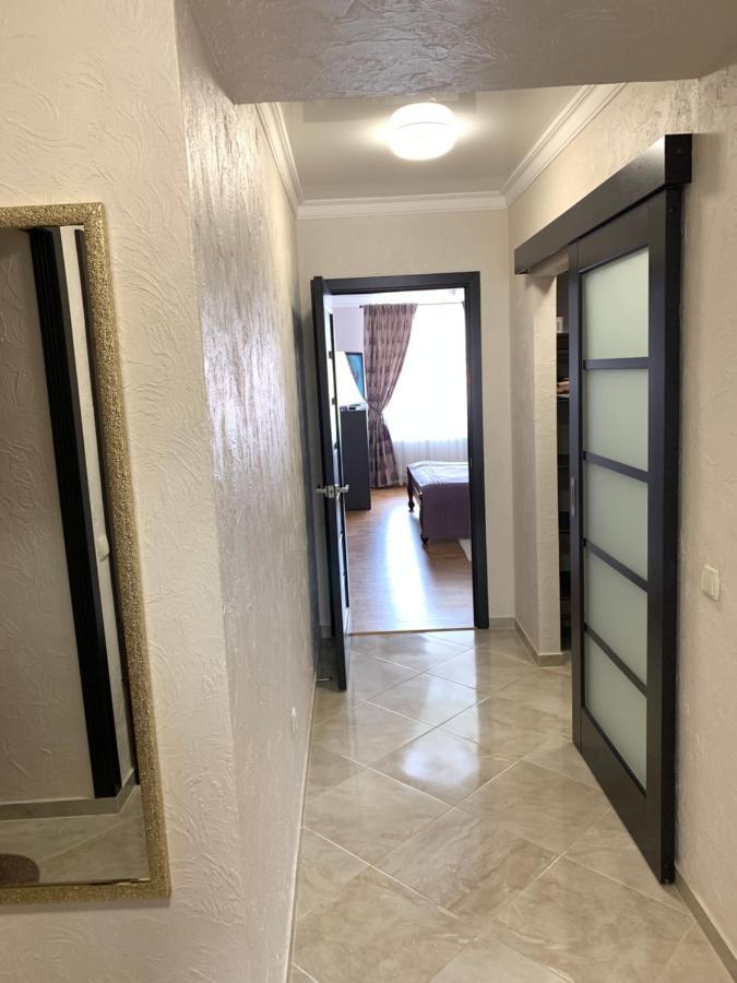 דירות טרנופיל Центр. Поруч Парк Та Став מראה חיצוני תמונה
